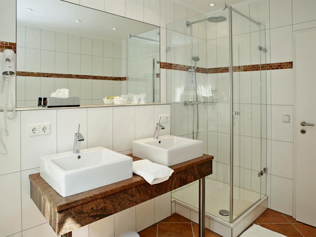 Hotel Engel Rheinmunster Номер фото
